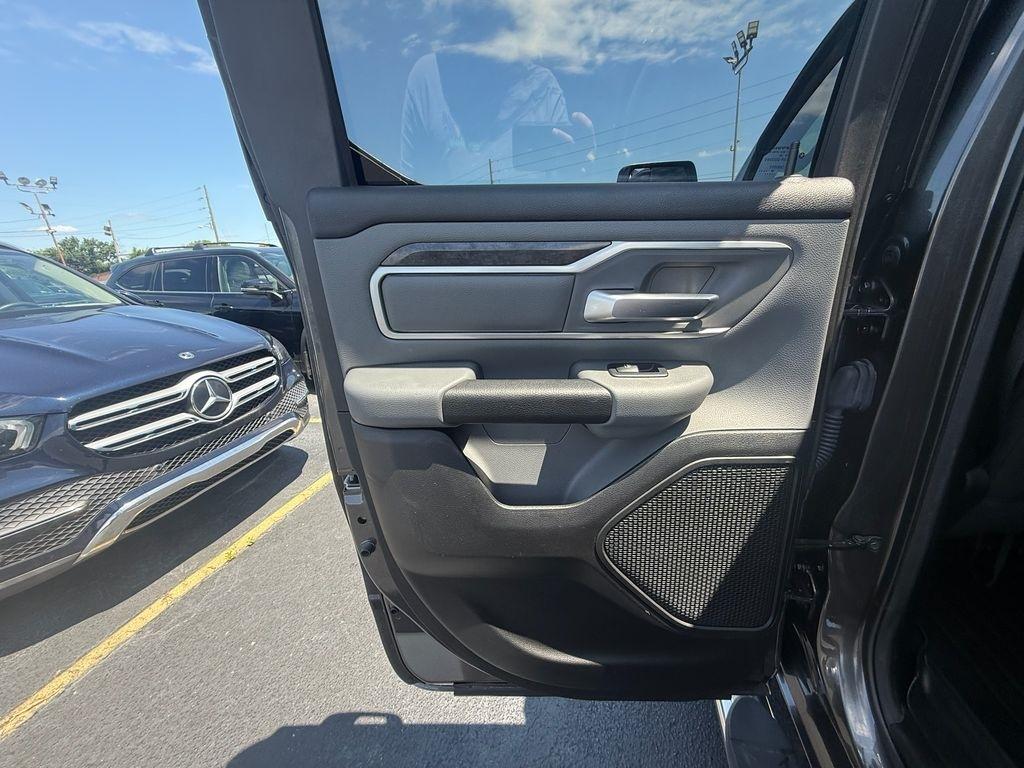 RAM 1500 Big Horn Quad Cab 4WD 2020