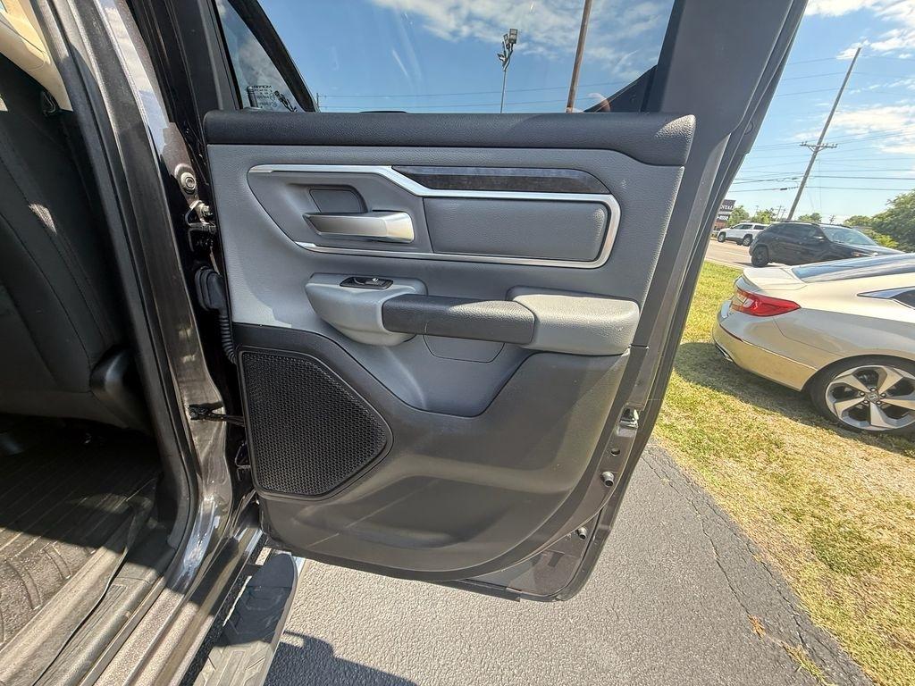 RAM 1500 Big Horn Quad Cab 4WD 2020