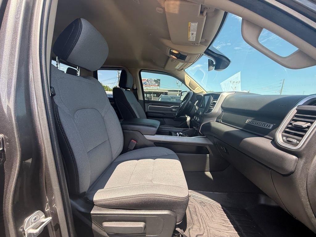 RAM 1500 Big Horn Quad Cab 4WD 2020