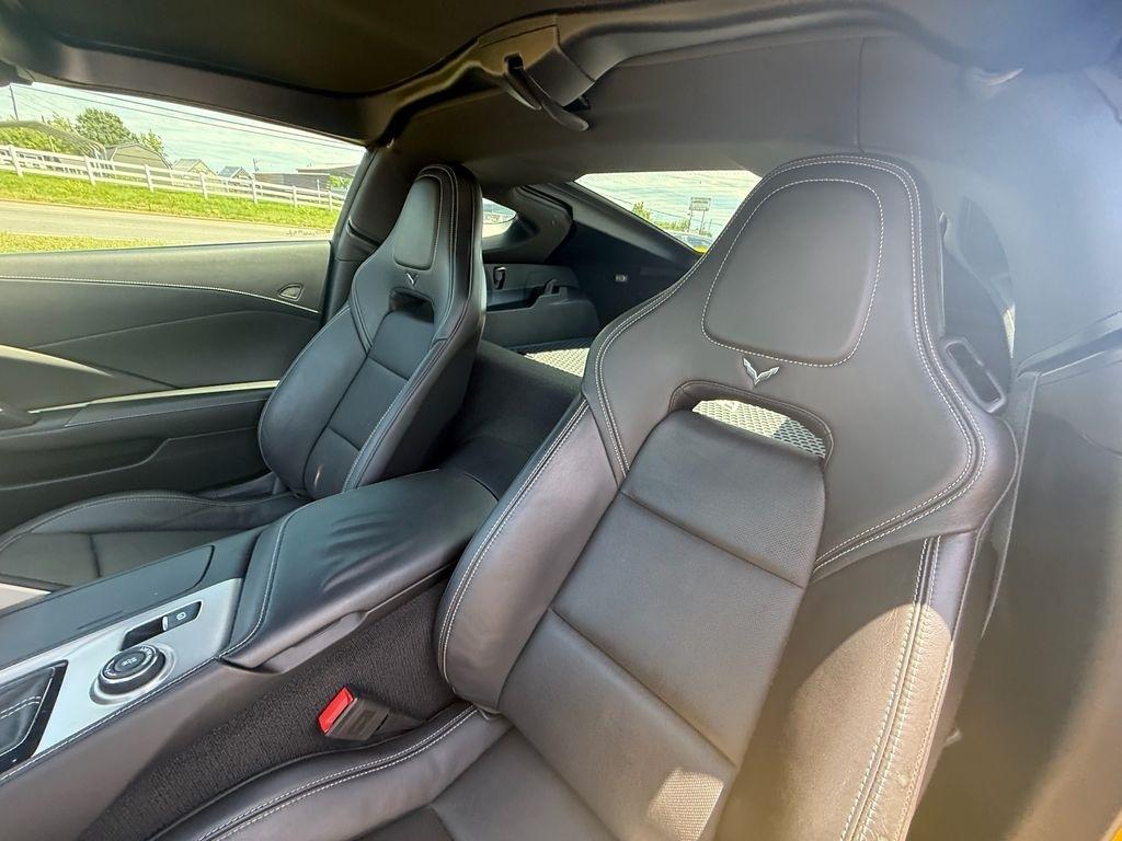 Chevrolet Corvette Z51 2LT Coupe Automatic 2015