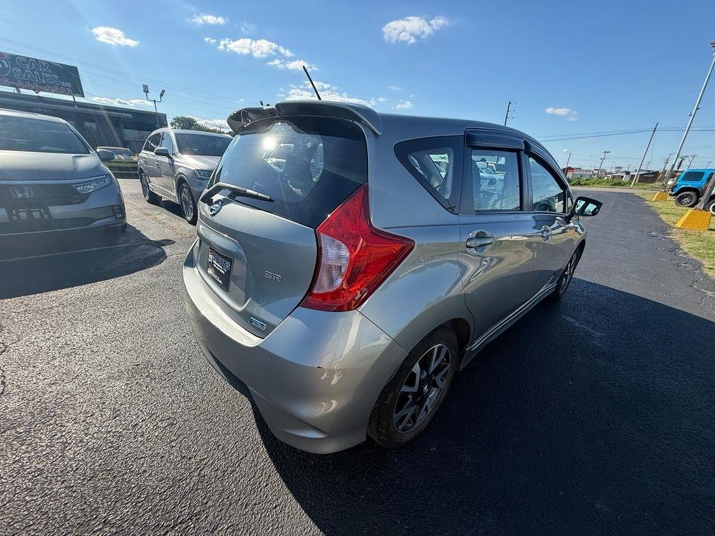 Nissan Versa Note SR 2015