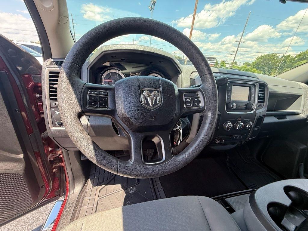 RAM 3500 Tradesman Crew Cab 4WD DRW 2018