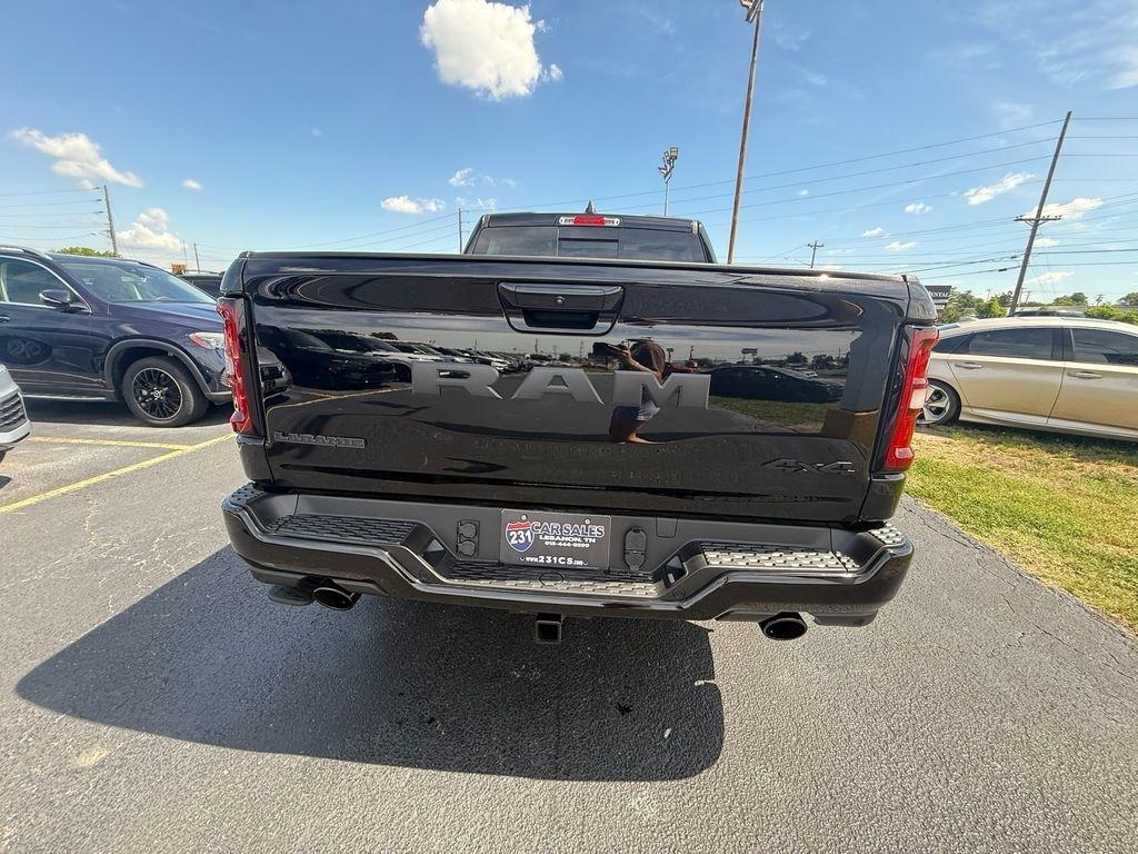 RAM 1500 Laramie Crew Cab SWB 4WD 2026