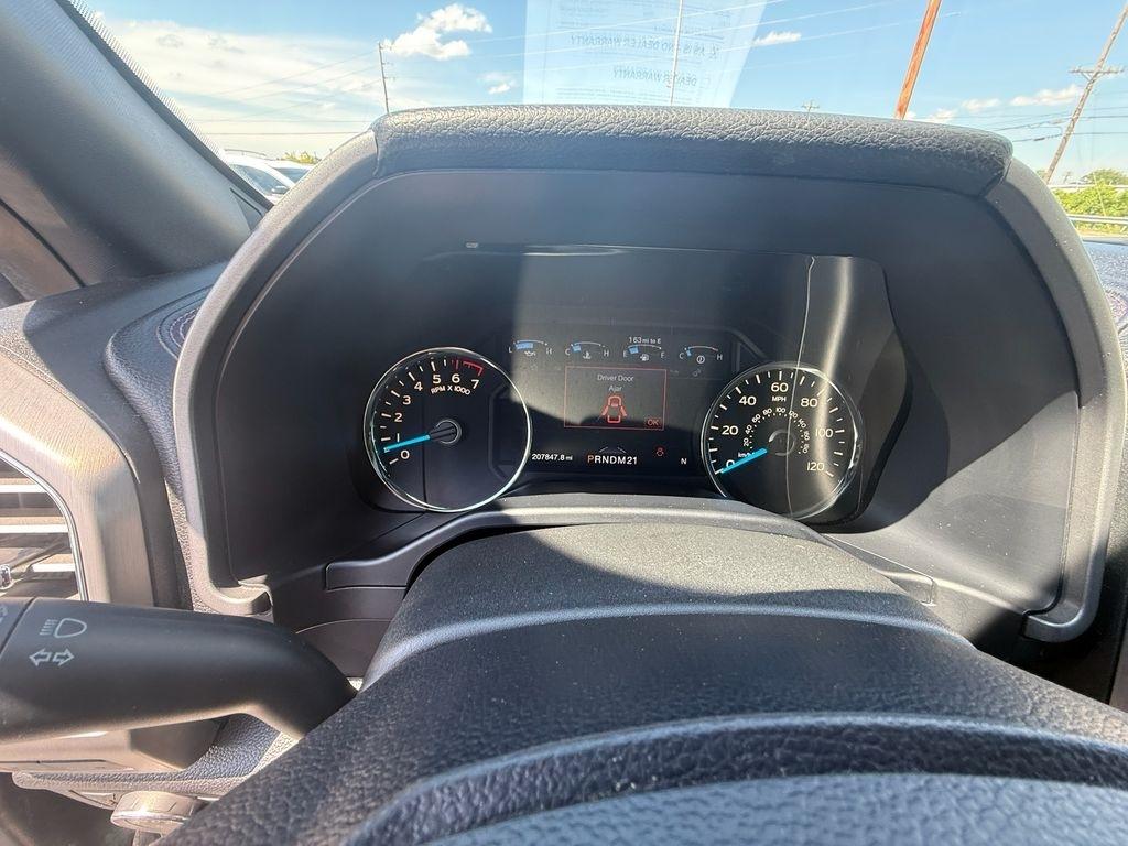 Ford F-150 Lariat SuperCrew 5.5-ft. Bed 4WD 2016