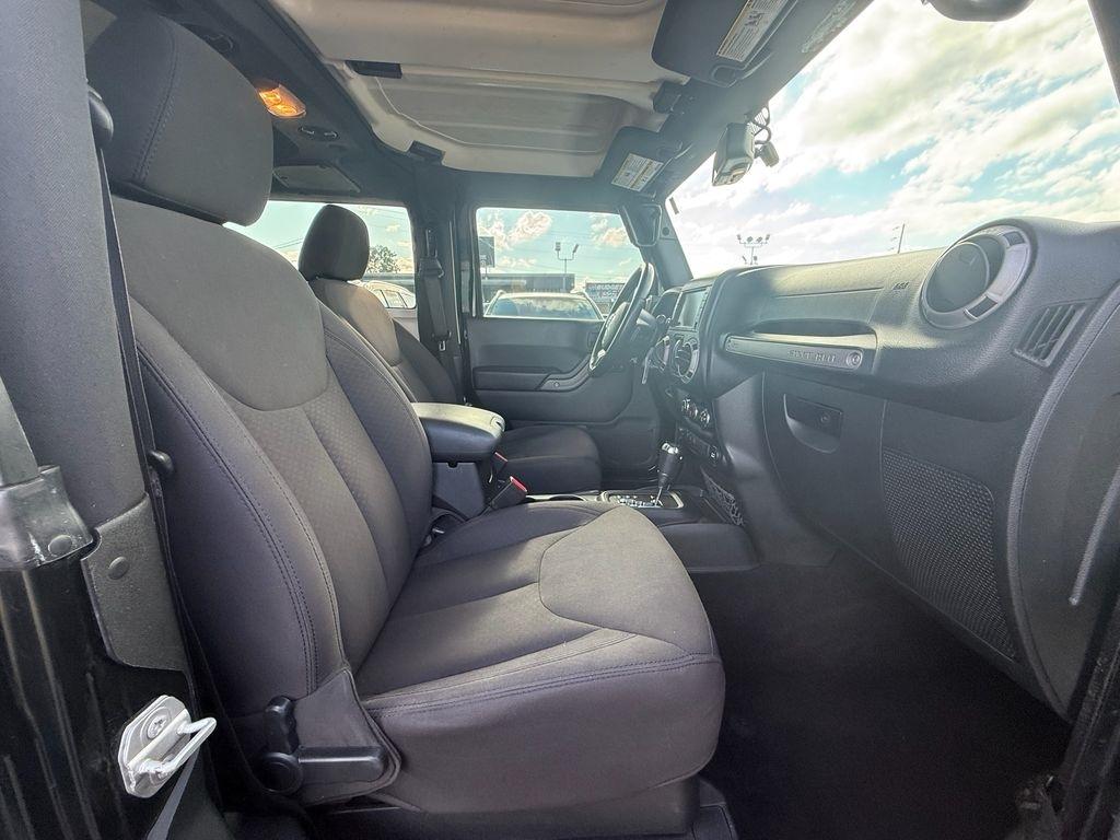 Jeep Wrangler Sport 4WD 2016
