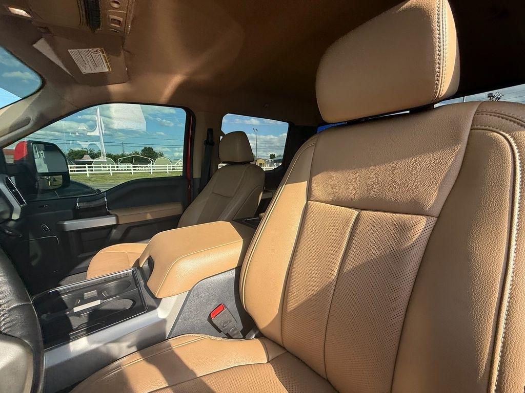 Ford F-250 SD Lariat Crew Cab 4WD 2022