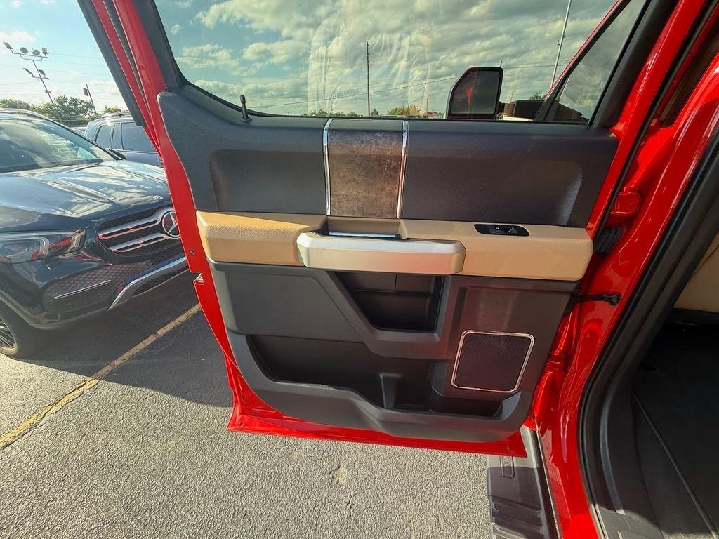 Ford F-250 SD Lariat Crew Cab 4WD 2022