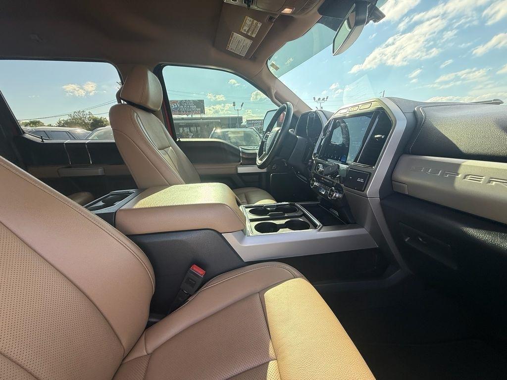 Ford F-250 SD Lariat Crew Cab 4WD 2022