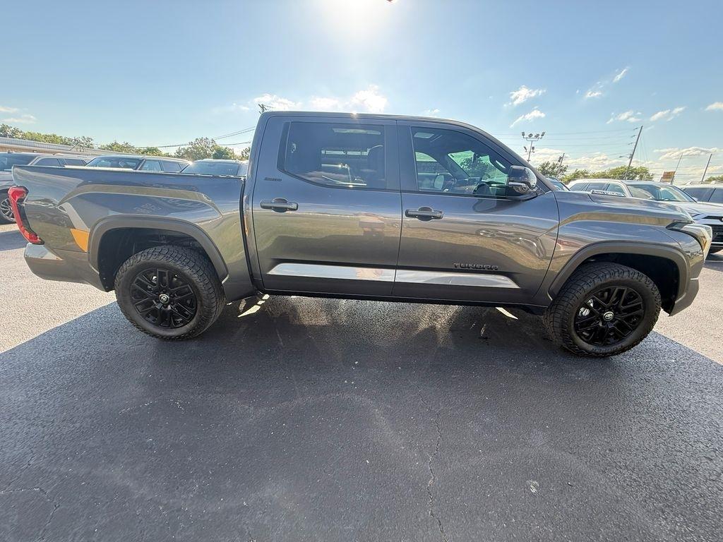 Toyota Tundra Limited CrewMax 4WD Hybrid 2024