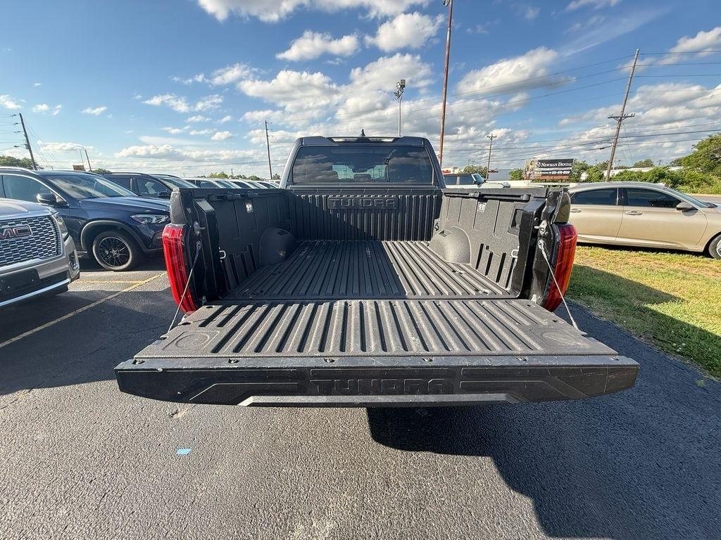 Toyota Tundra Limited CrewMax 4WD Hybrid 2024
