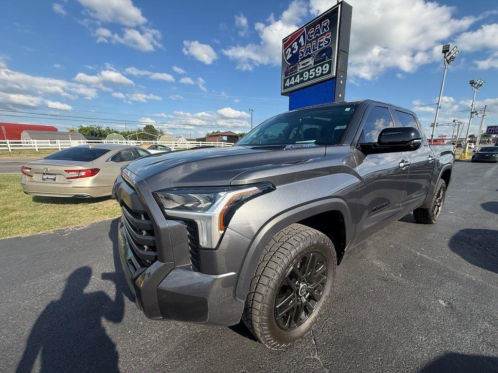 Toyota Tundra Limited CrewMax 4WD Hybrid 2024