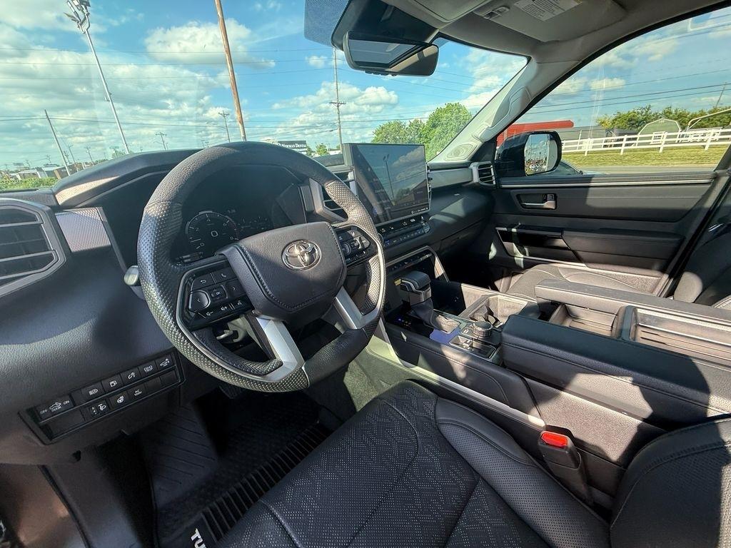 Toyota Tundra Limited CrewMax 4WD Hybrid 2024