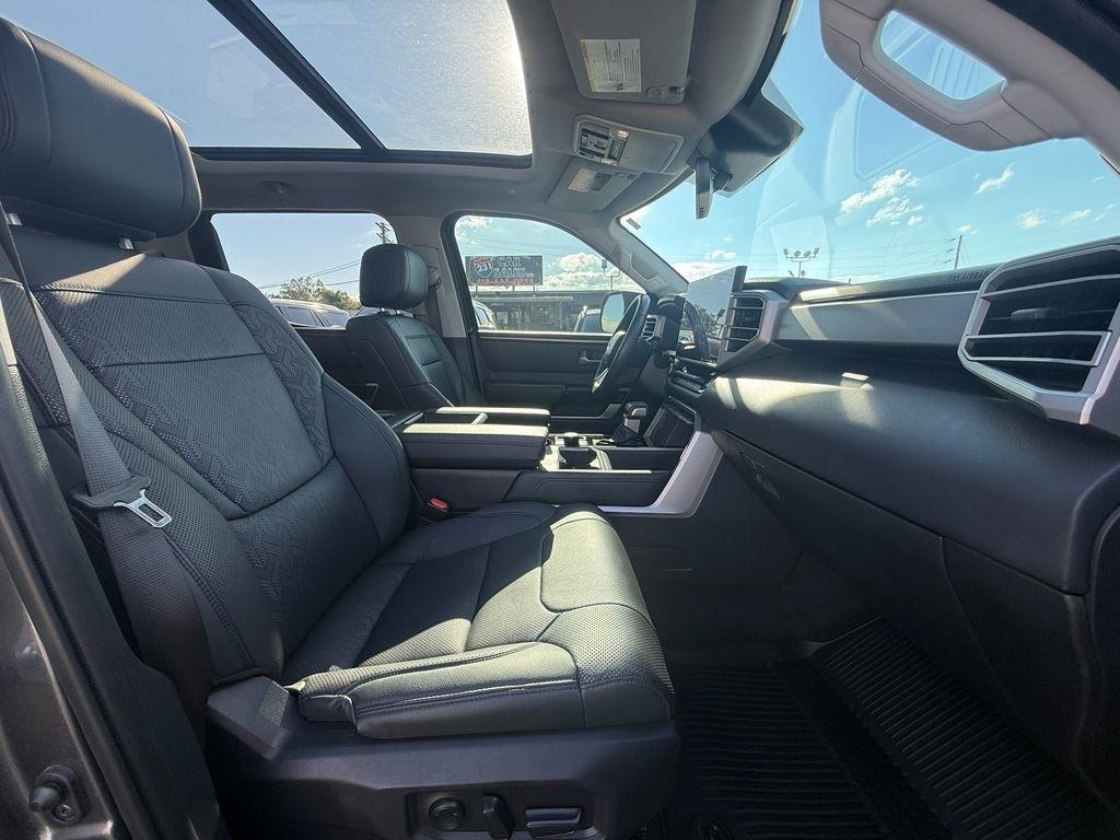 Toyota Tundra Limited CrewMax 4WD Hybrid 2024