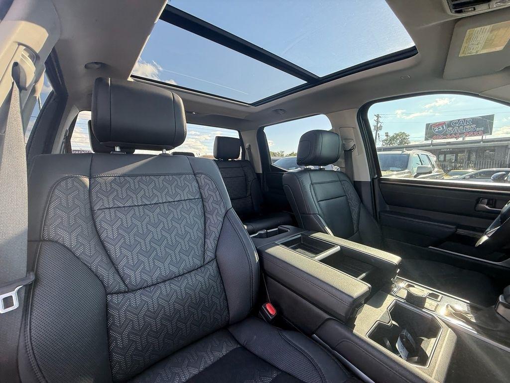 Toyota Tundra Limited CrewMax 4WD Hybrid 2024