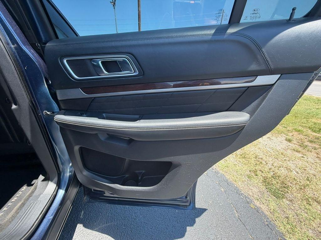 Ford Explorer Platinum AWD 2016