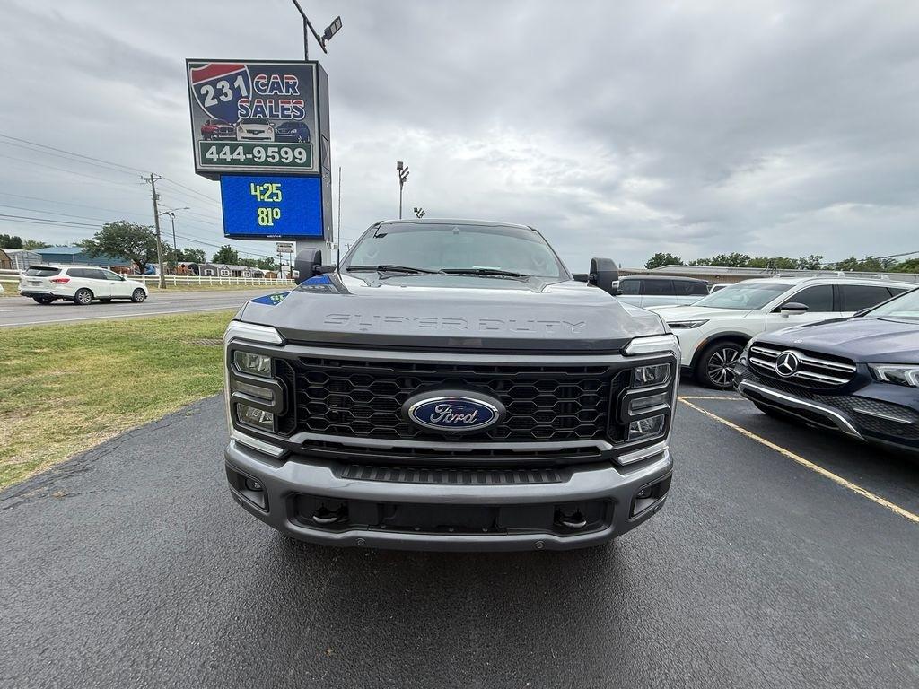 Ford F-250 SD Lariat Crew Cab 4WD 2023