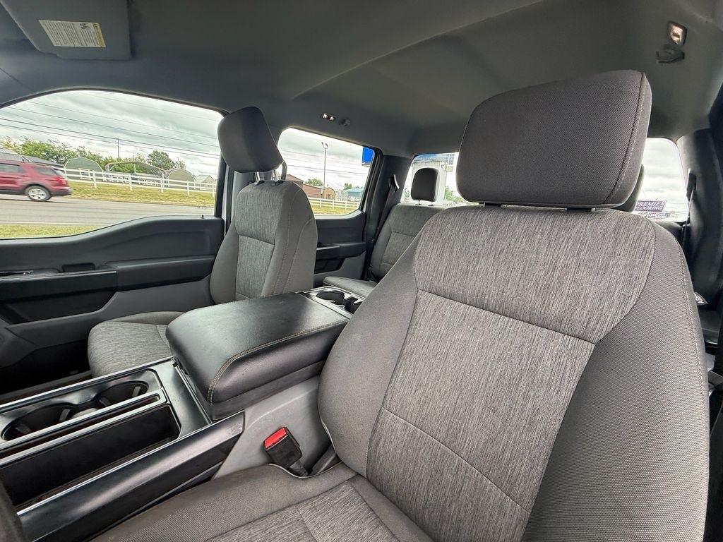 Ford F-150 XL SuperCrew 4WD 2023
