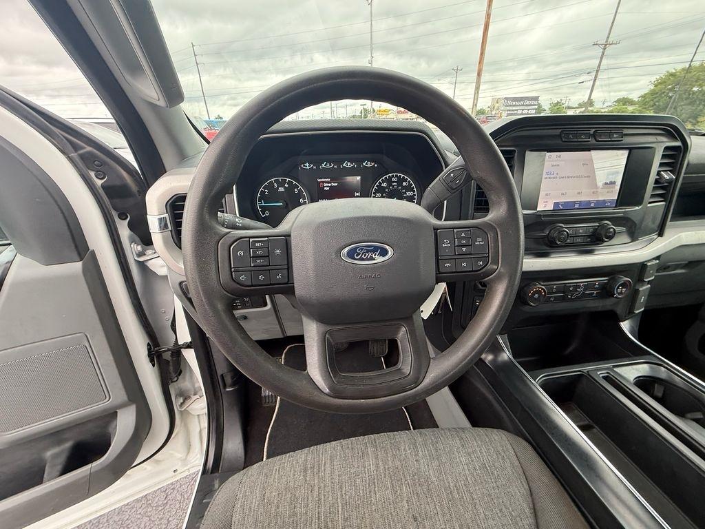 Ford F-150 XL SuperCrew 4WD 2023