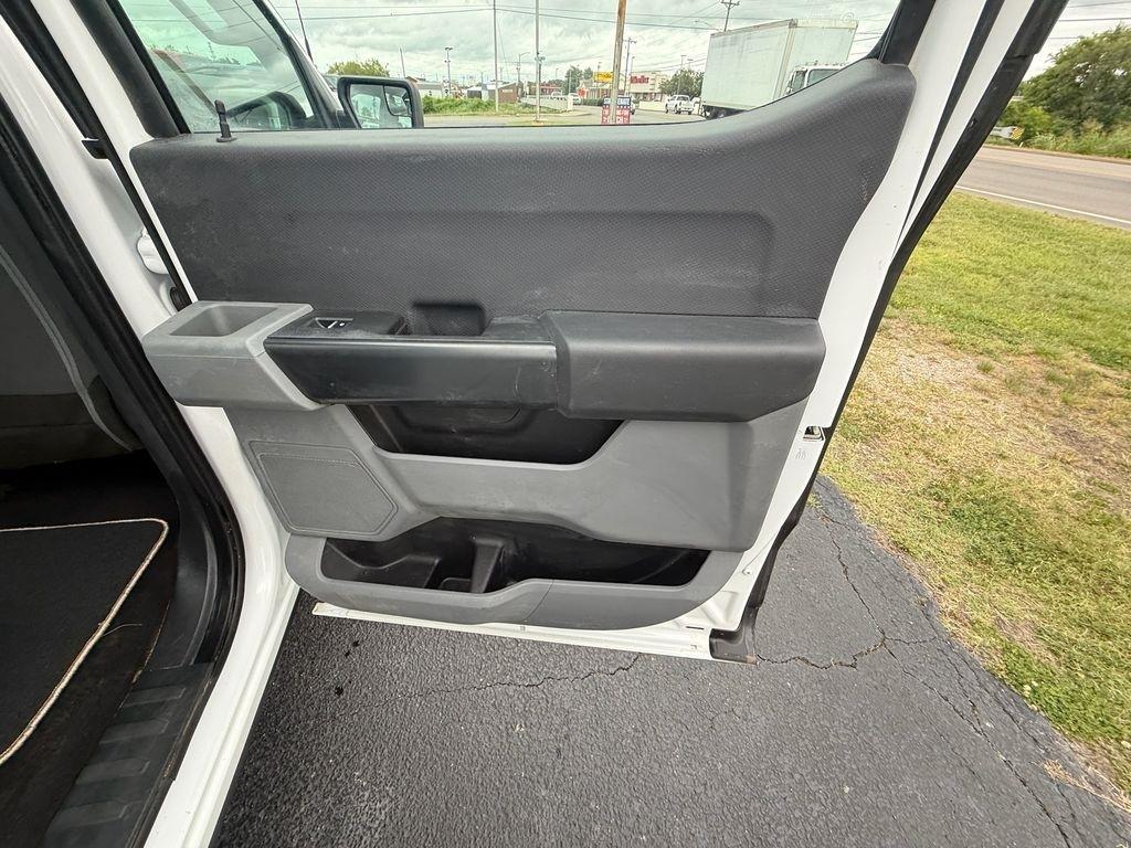 Ford F-150 XL SuperCrew 4WD 2023