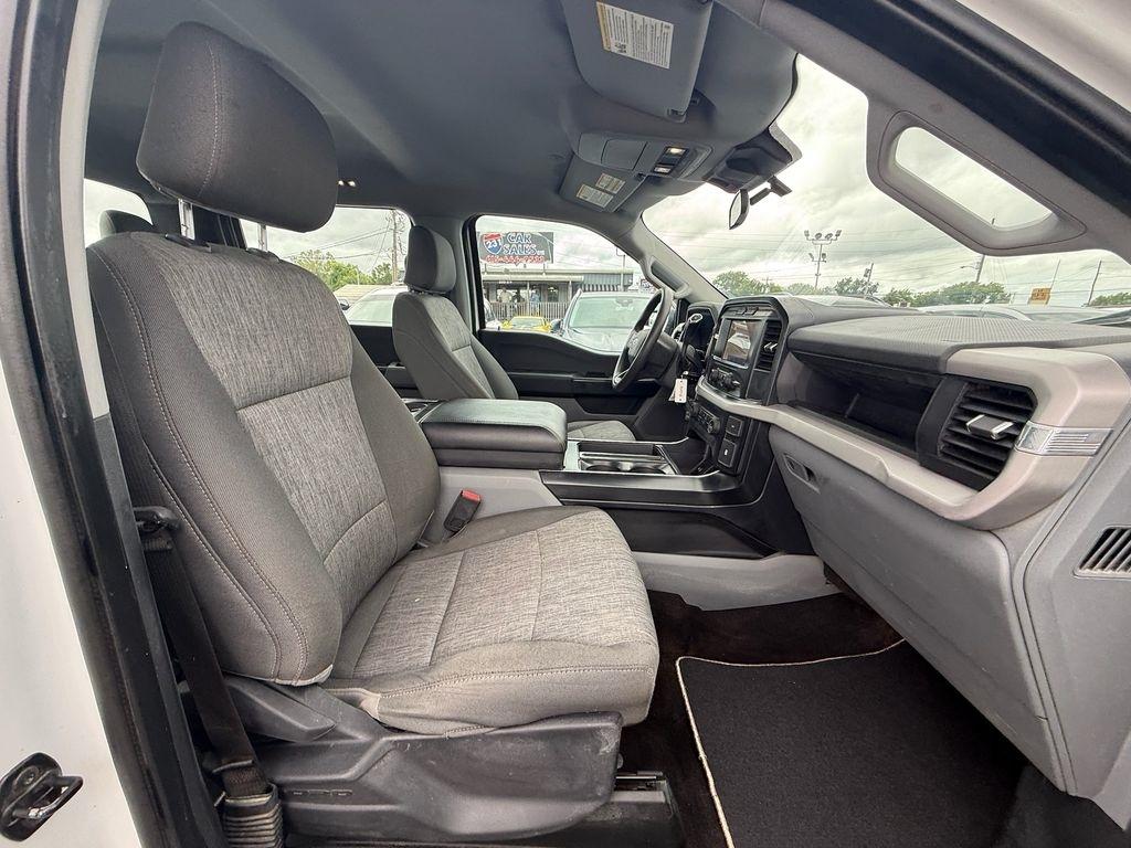 Ford F-150 XL SuperCrew 4WD 2023