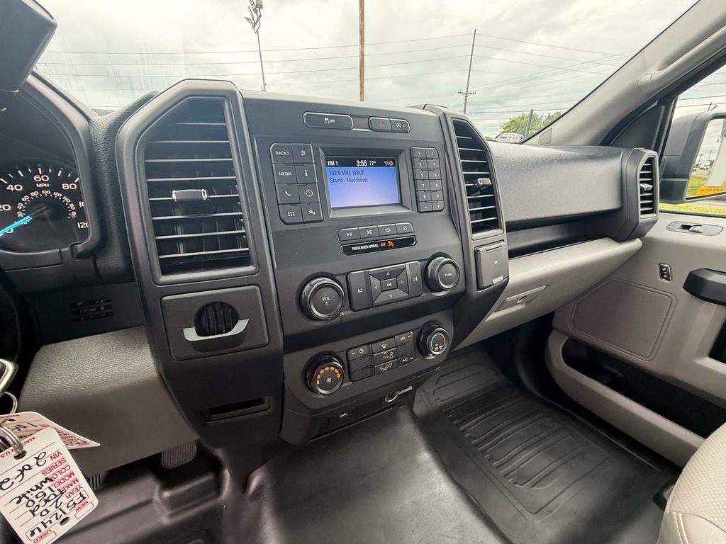 Ford F-150 XL 8-ft. Bed 2WD 2020