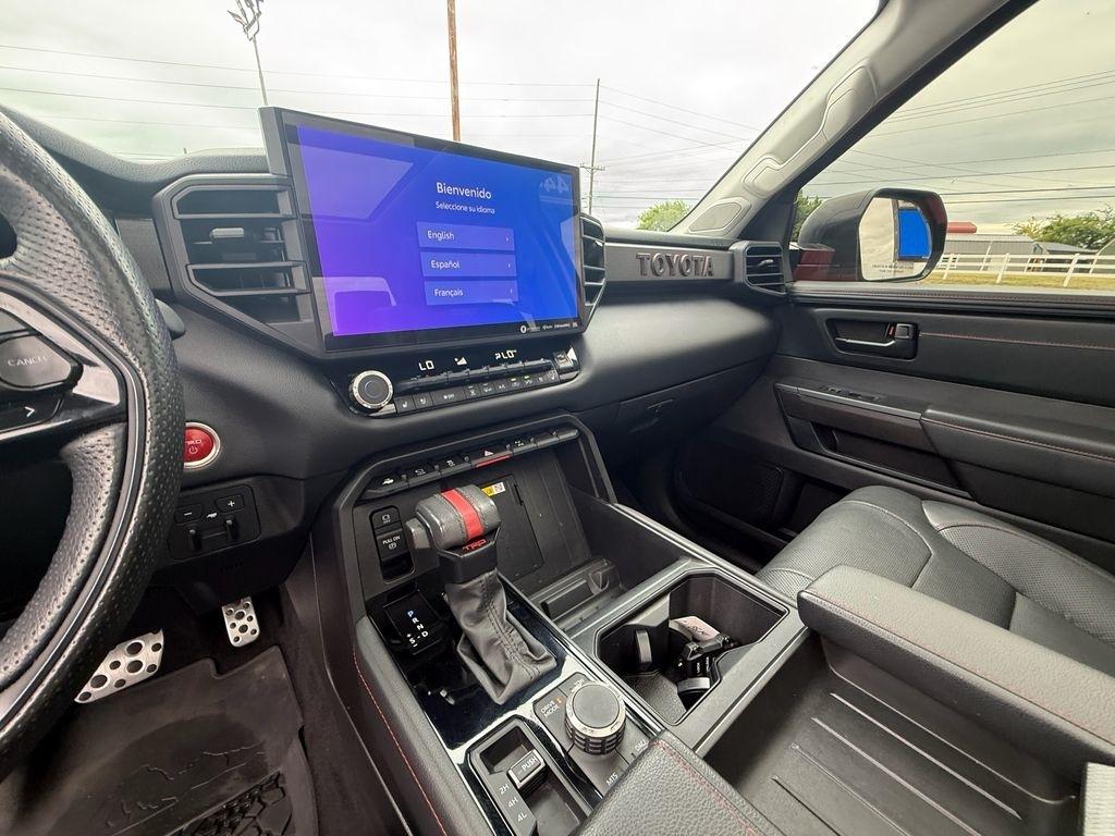 Toyota Tundra TRD PRO CrewMax 4WD Hybrid 2022