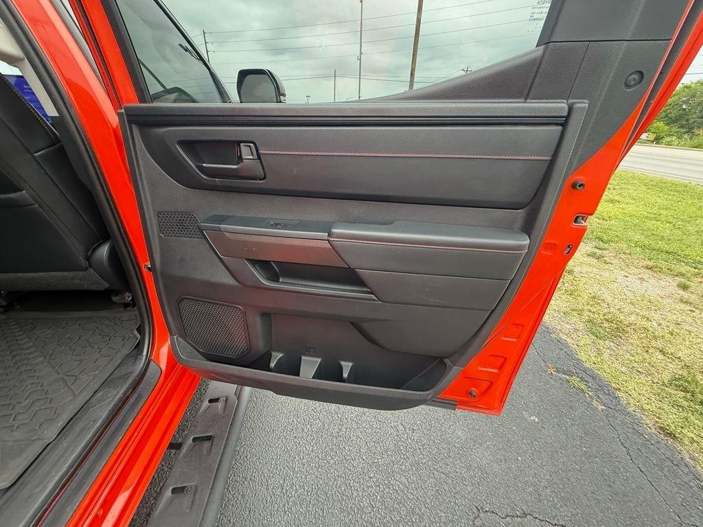 Toyota Tundra TRD PRO CrewMax 4WD Hybrid 2022