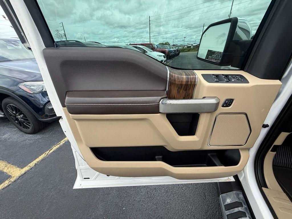 Ford F-150 Lariat SuperCrew 4WD 2018