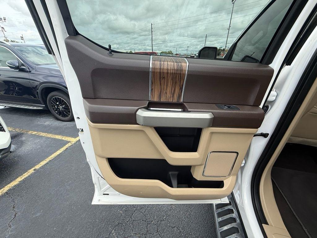 Ford F-150 Lariat SuperCrew 4WD 2018