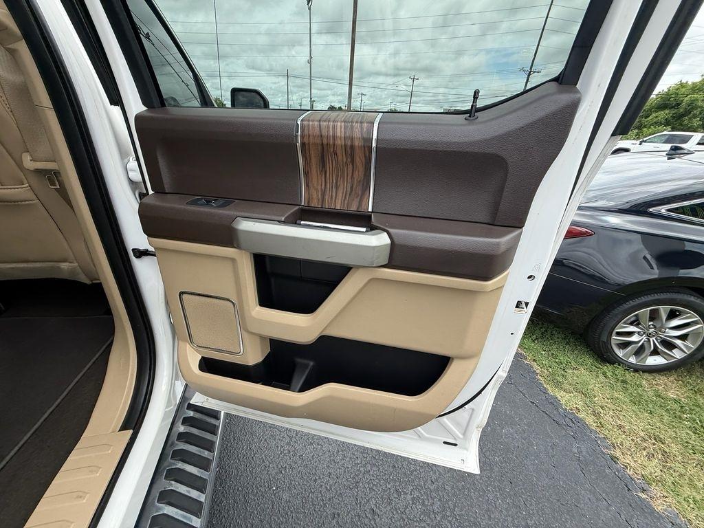 Ford F-150 Lariat SuperCrew 4WD 2018