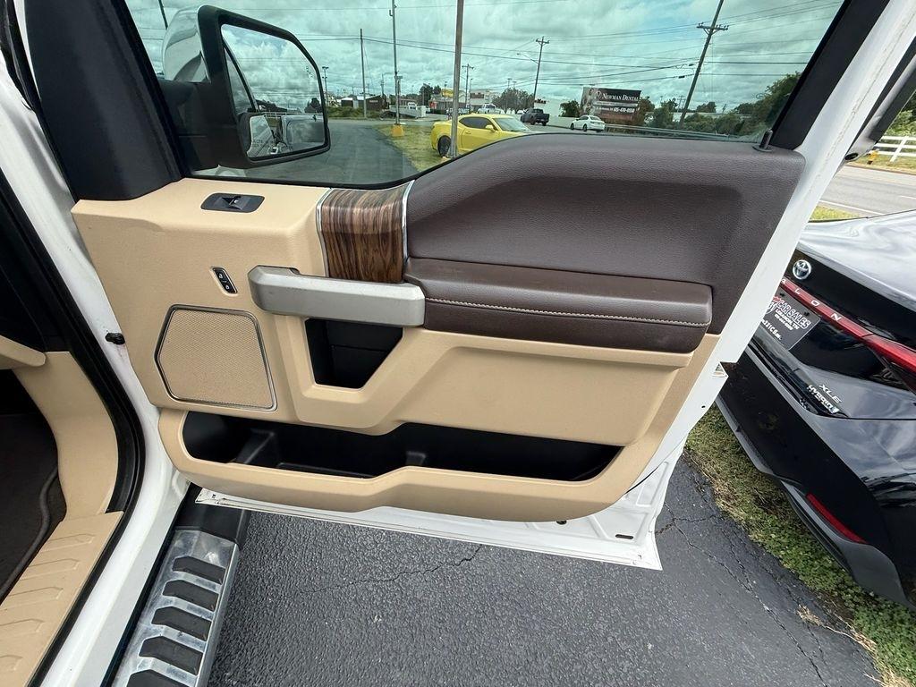 Ford F-150 Lariat SuperCrew 4WD 2018