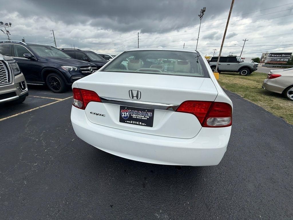 Honda Civic EX Sedan 5-Speed AT 2009