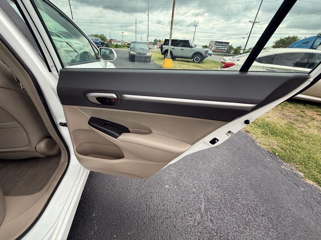 Honda Civic EX Sedan 5-Speed AT 2009