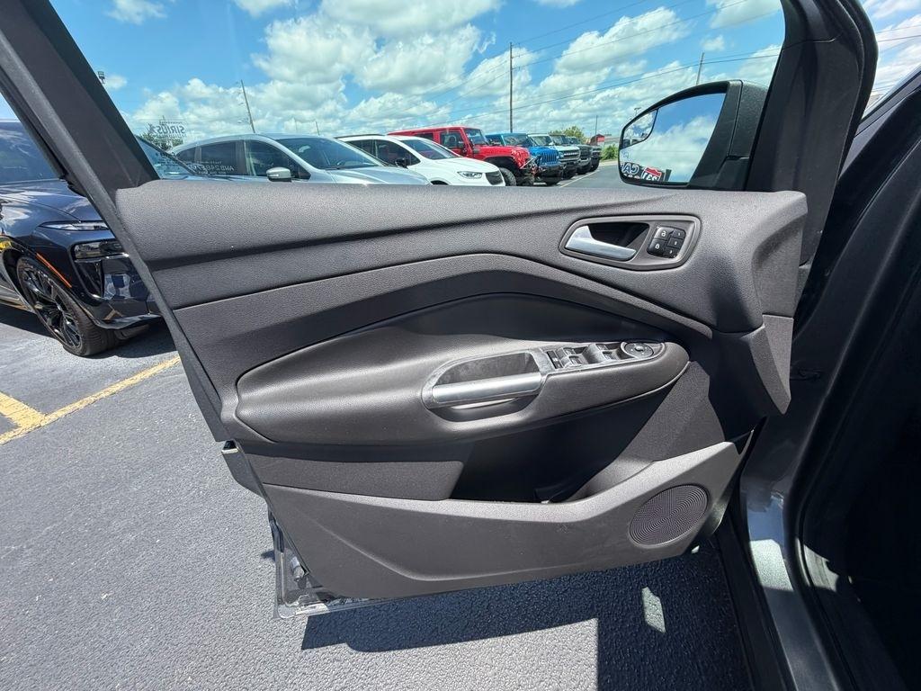 Ford Escape Titanium FWD 2013