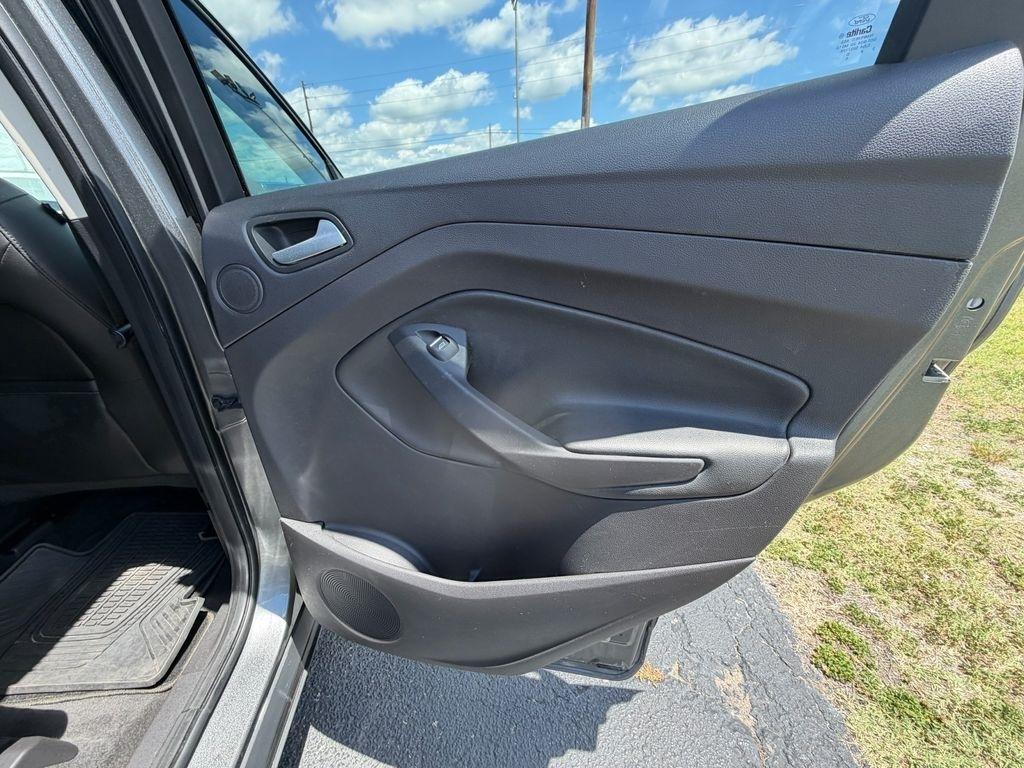 Ford Escape Titanium FWD 2013
