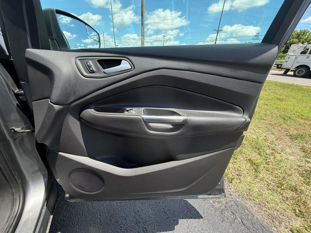 Ford Escape Titanium FWD 2013