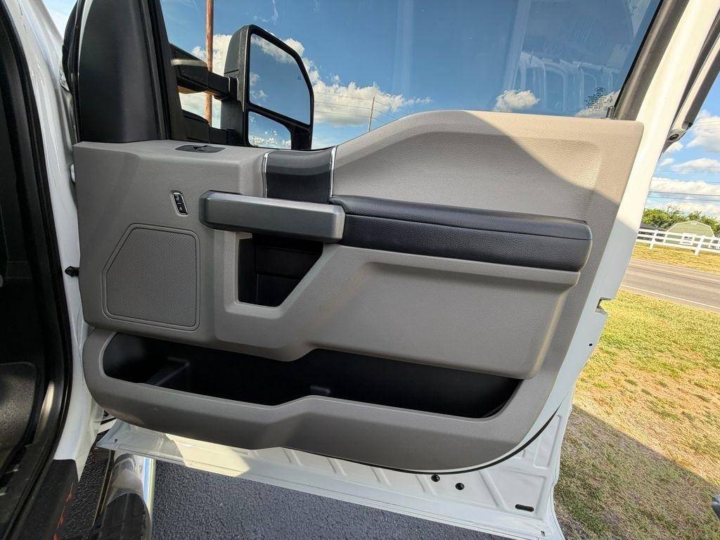 Ford F-250 SD XLT Crew Cab 4WD 2017