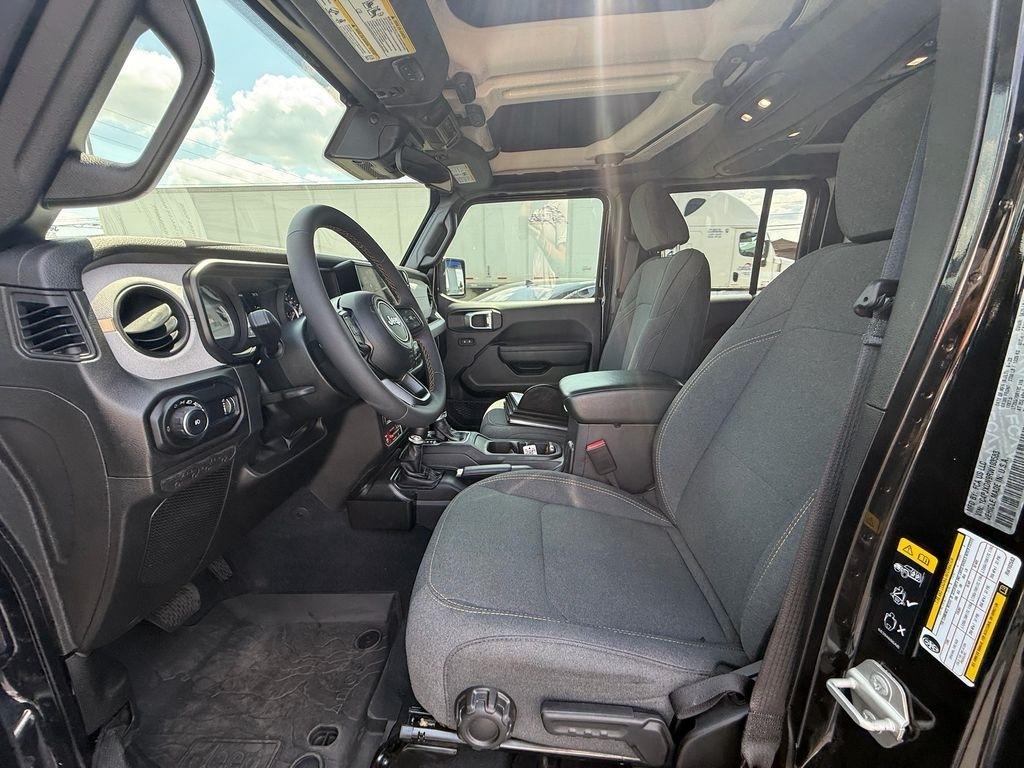 Jeep Wrangler  2024