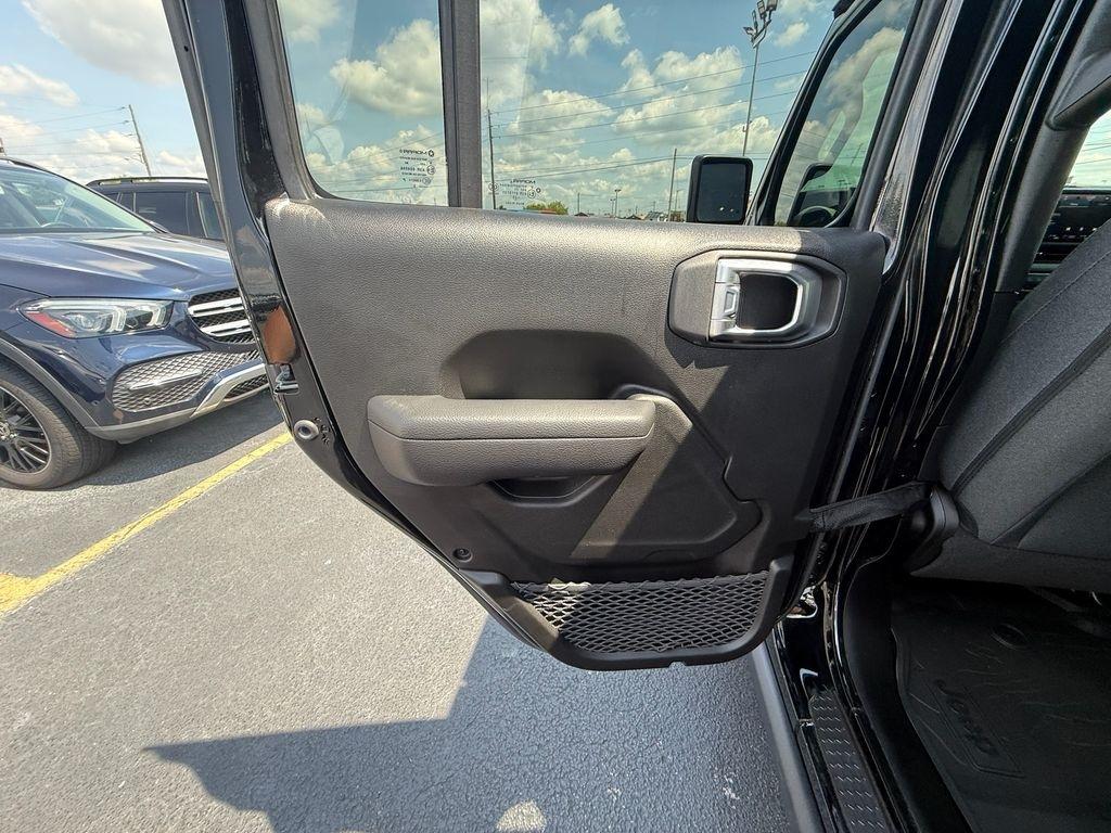 Jeep Wrangler  2024