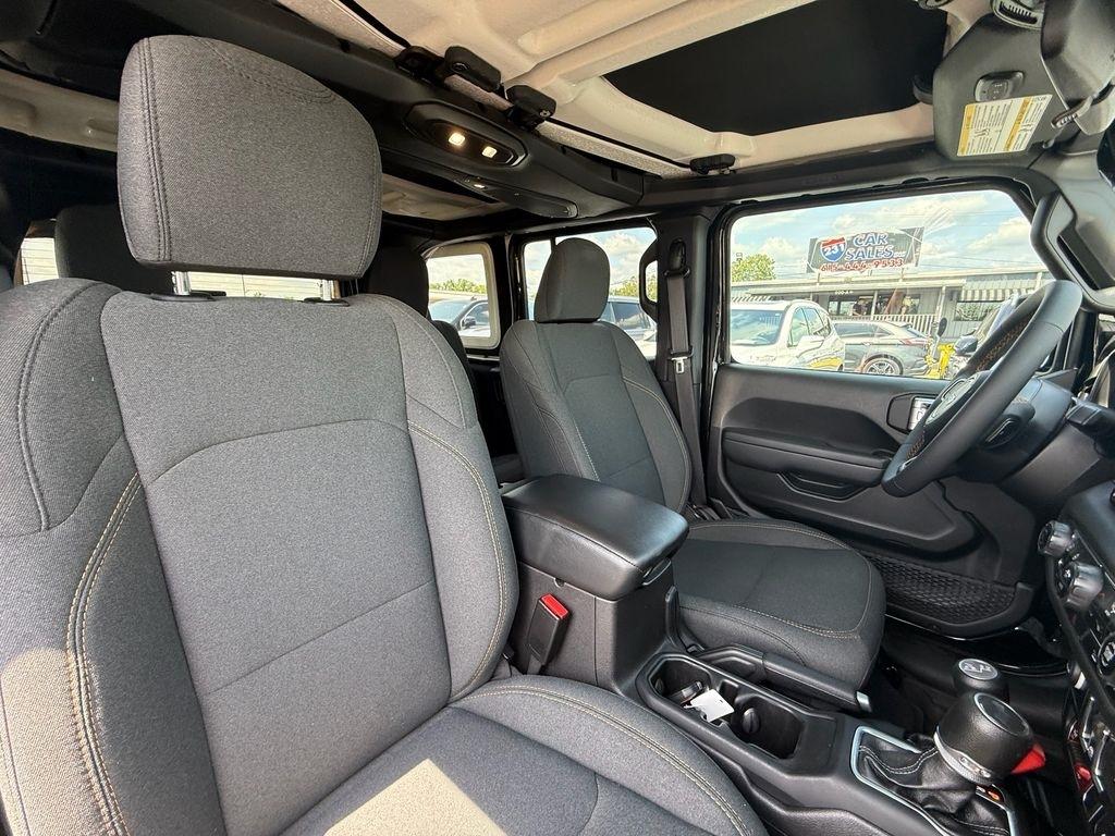 Jeep Wrangler  2024