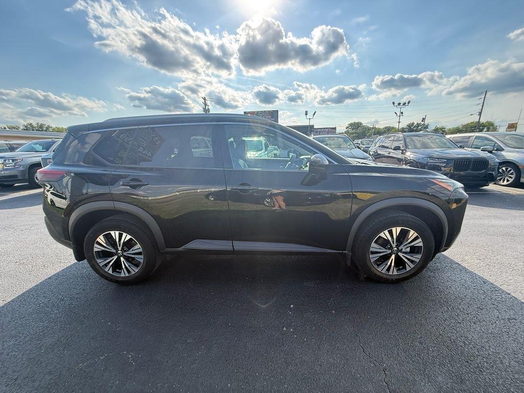 Nissan Rogue SV 2021
