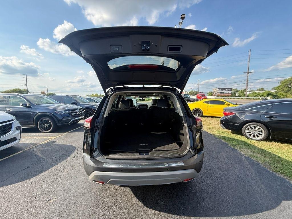 Nissan Rogue SV 2021