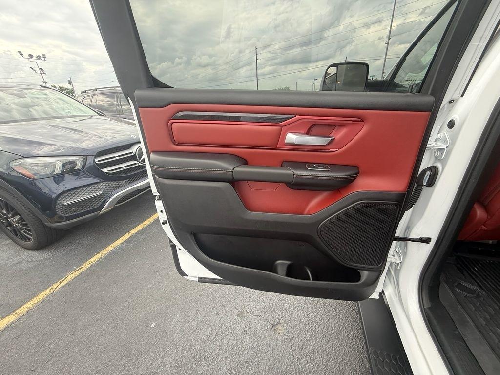 RAM 1500 Rebel Crew Cab SB 4WD 2019
