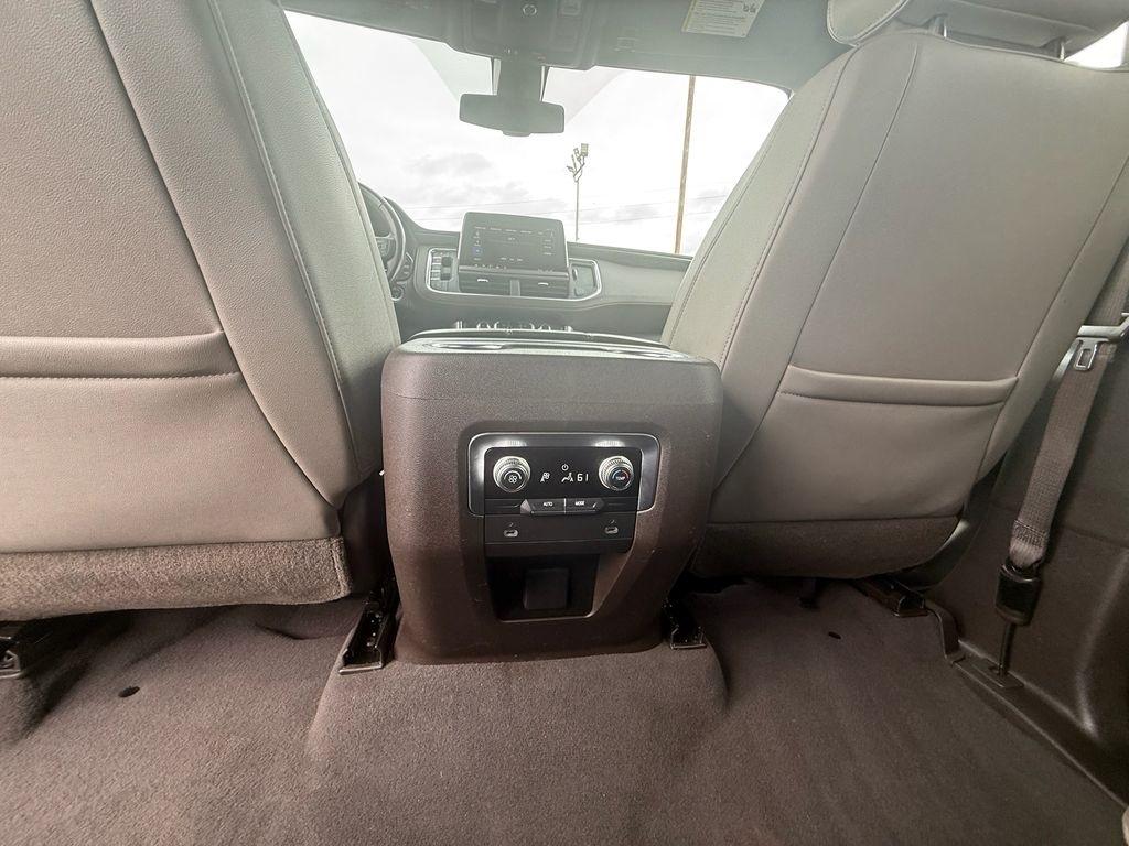 GMC Yukon XL SLT 4WD 2021