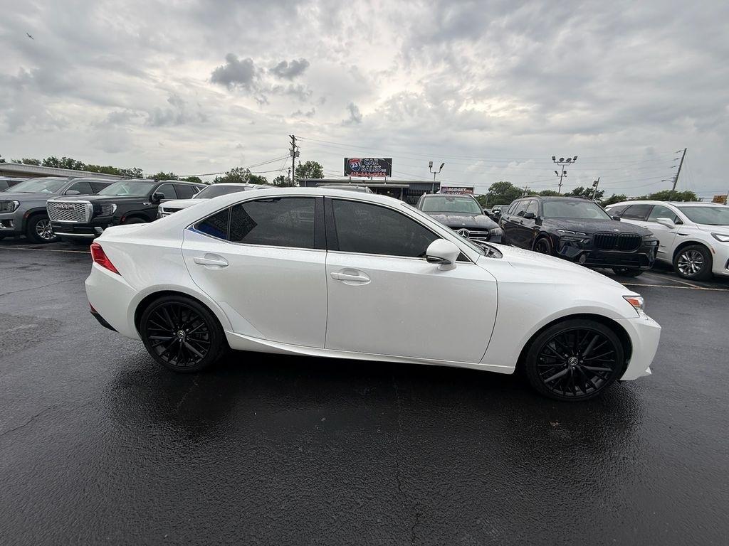 Lexus IS 300 AWD 2016