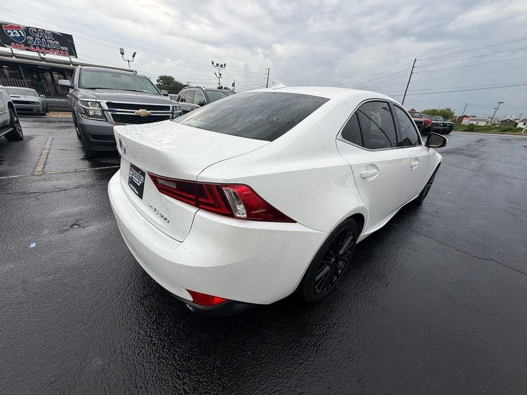 Lexus IS 300 AWD 2016