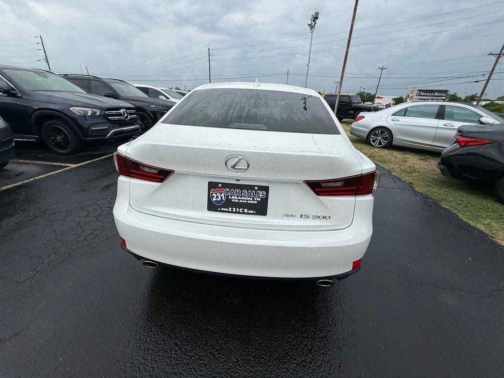 Lexus IS 300 AWD 2016