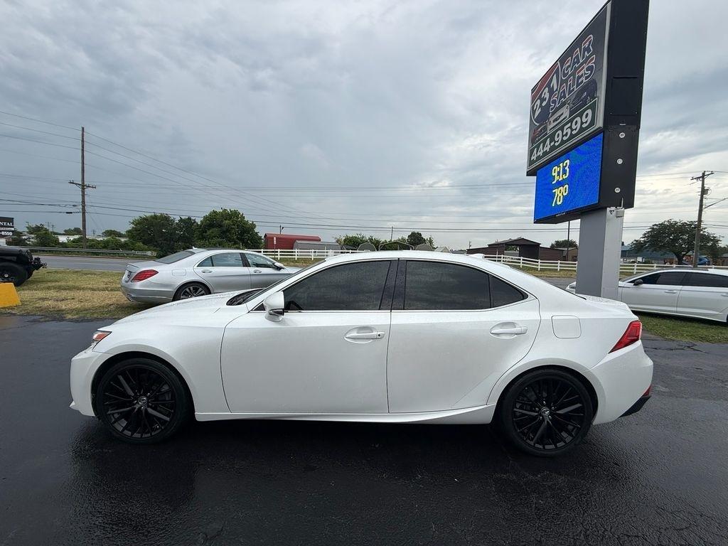 Lexus IS 300 AWD 2016