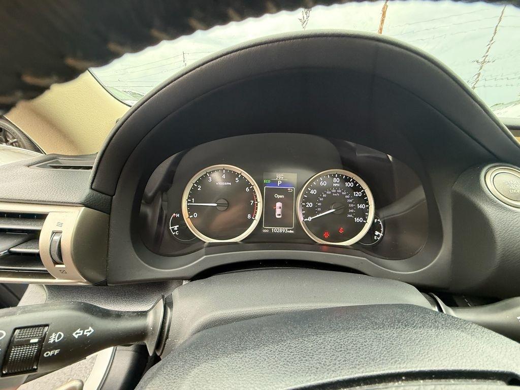 Lexus IS 300 AWD 2016