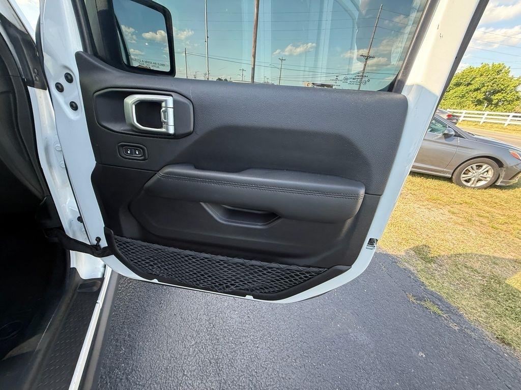 Jeep Wrangler Unlimited Sahara 2023